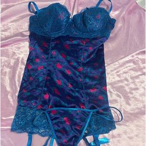 Fredericks of Hollywood NWOT. Never worn. Size medium